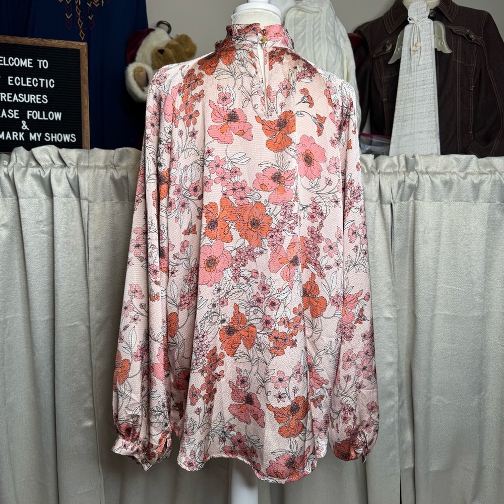 Liz Claiborne Blush Floral Crinkle Blouse XL Tie Neck Long Sleeve - Picture 7 of 10
